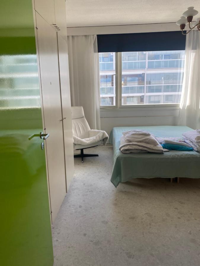 Apartamento Iso Kolmio Ydinkeskustassa 1-6 Hloe Ilm.Parkit Oulu Exterior foto